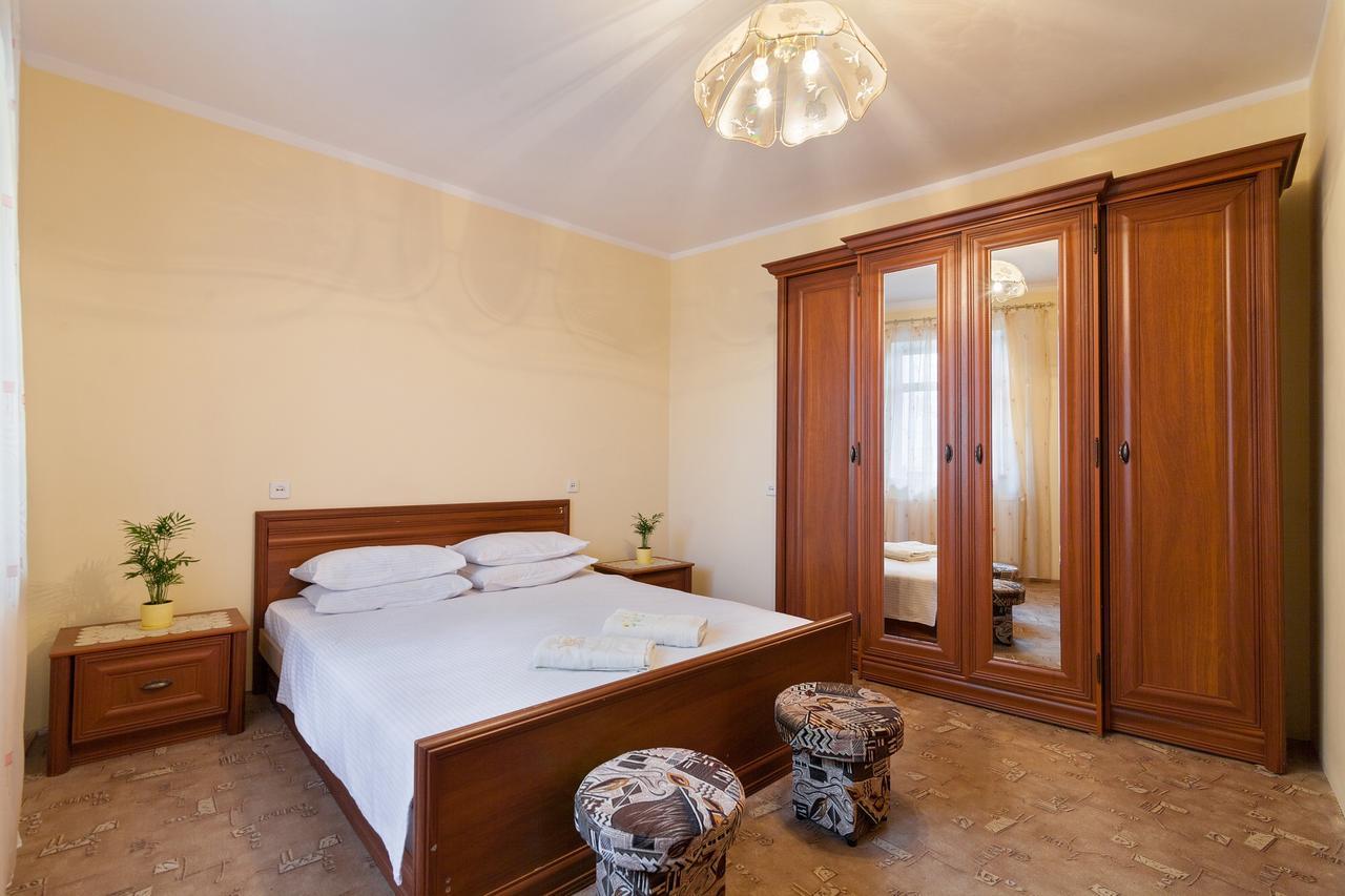 Paradise Apartment